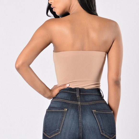 ✨3 for 20✨ Fashion Nova bodysuit - Picture 2 of 4